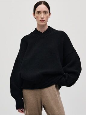 Babaa Jumper No 11 in Black